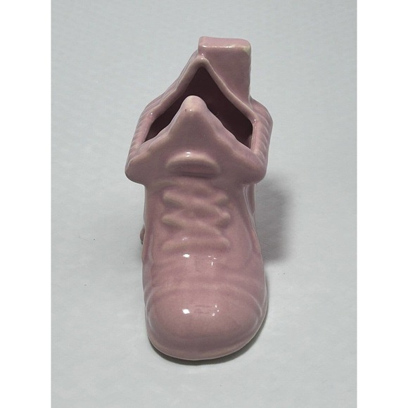 Vintage Old Lady That Lived in a Shoe Planter, Nursery Decor, Baby Shower. - Picture 2 of 11